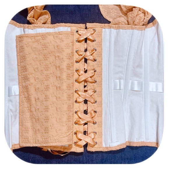 Corset Story Off White Ruffled Off-Shoulder Eyelet Lace Corset Top Sz 12uk - Picture 7 of 7